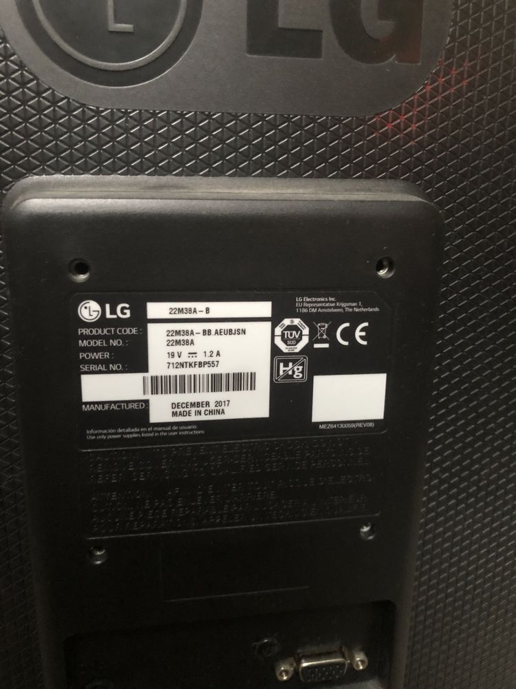 Monitor LG 22 calowy