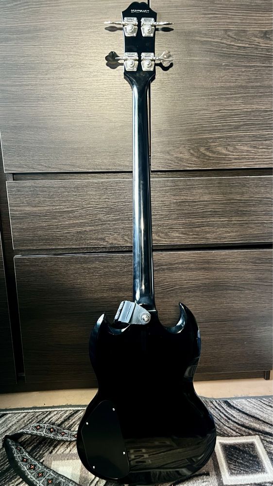 Epiphone SG Bass