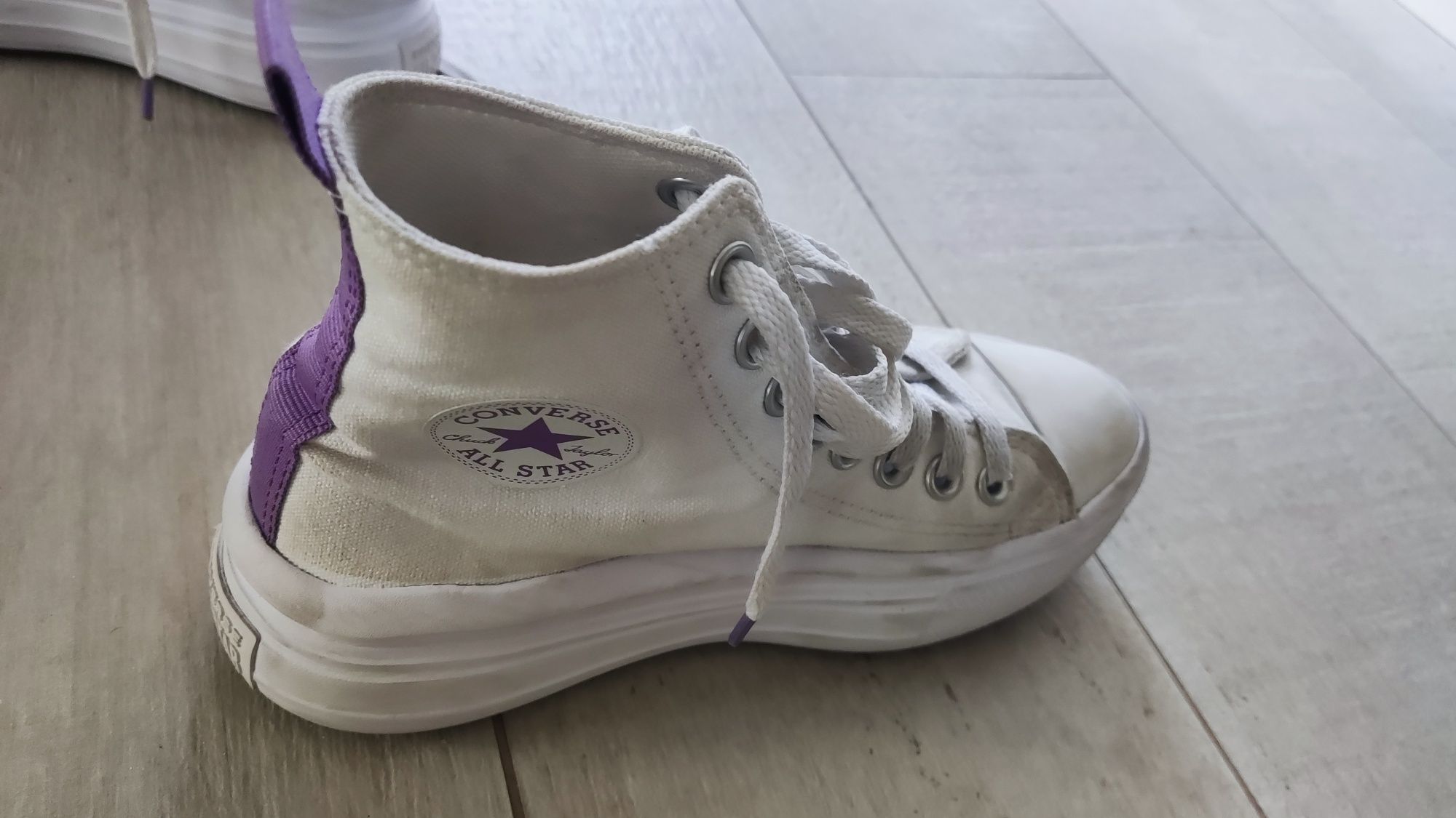 Sapatilhas all star menina. Tamanho 35.5