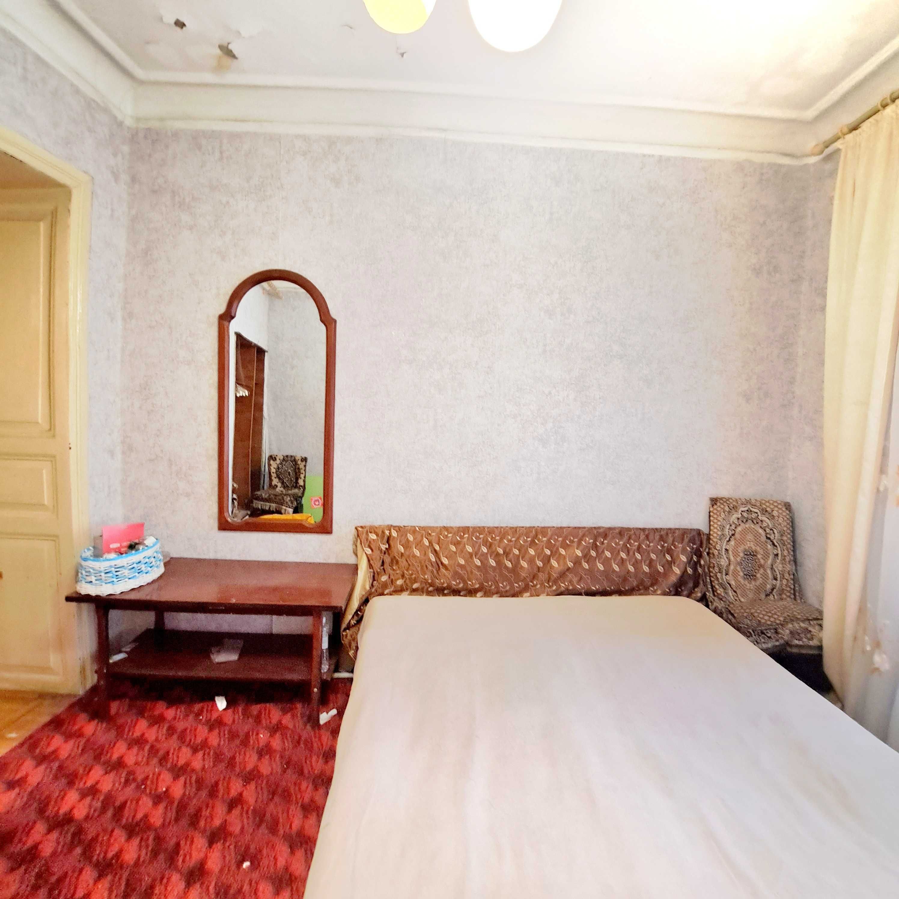 Продам 2 комнатную квартиру в центре Одессы