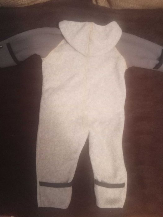 Комбинезон Molo р.62, кофточки, штанишки Next,джинсы Benneton 9-12мес.