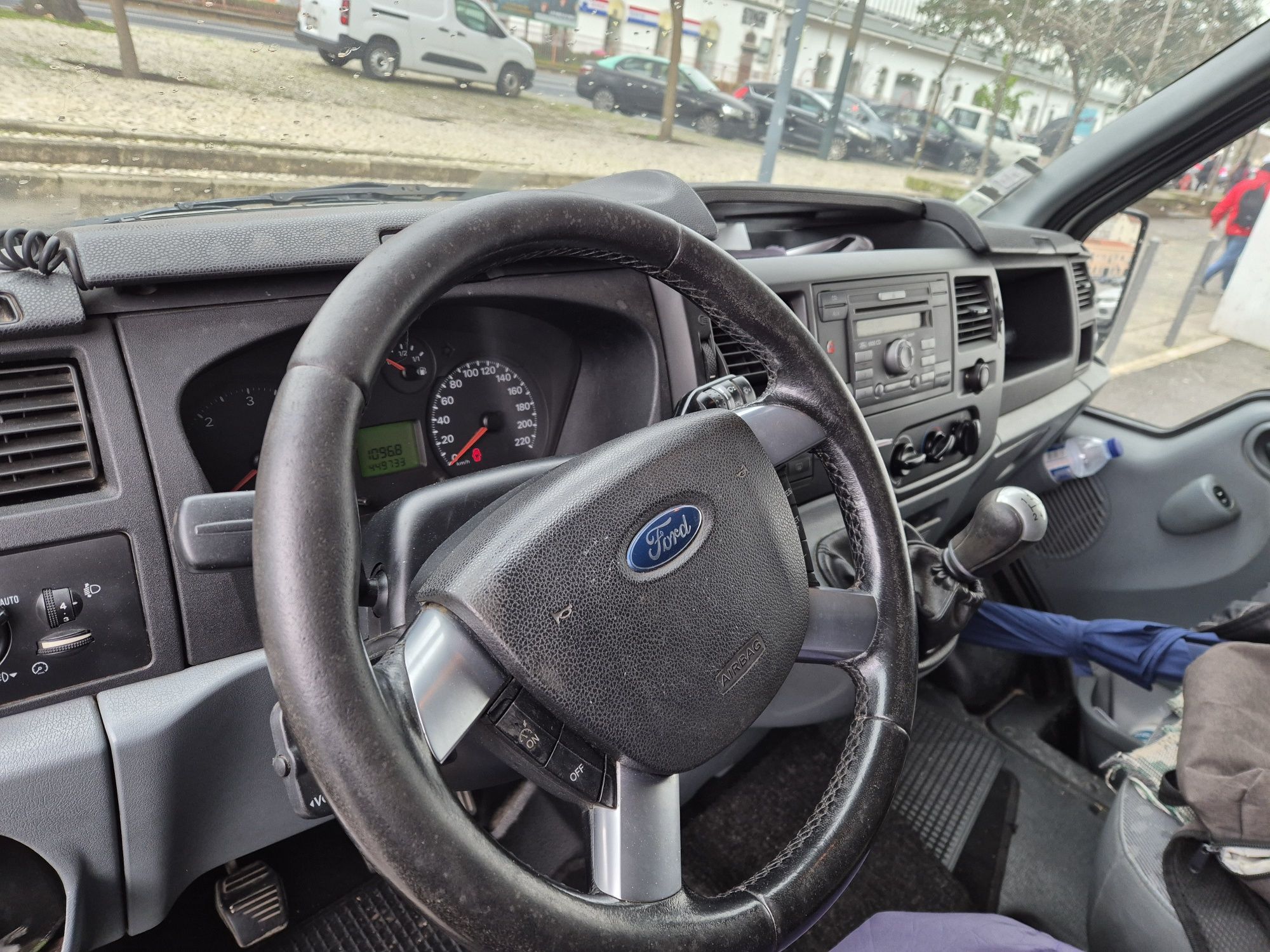 Ford.  transit.   3l