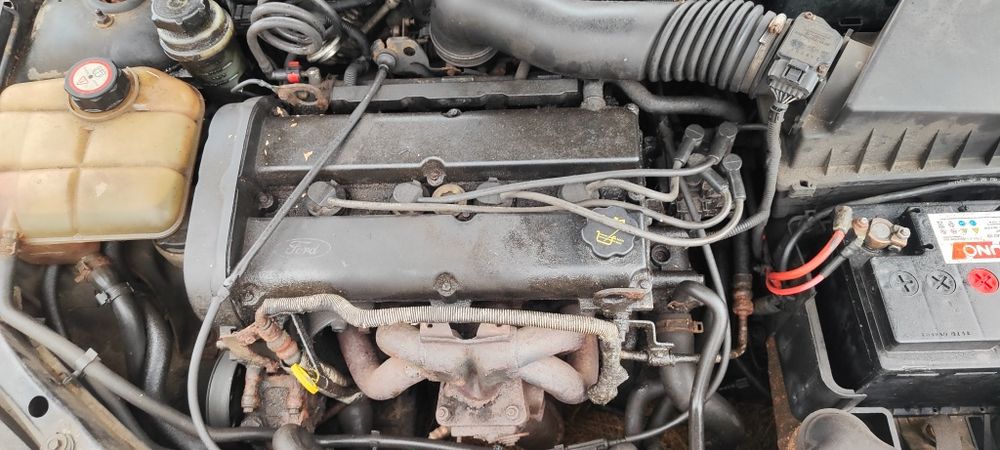 Двигун двигатель мотор блок ГБЦ форд фокус ford focus 1.8