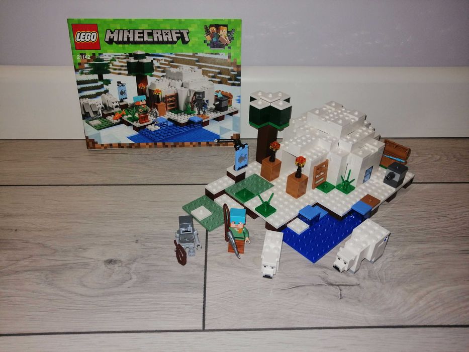 Lego Minecraft 21142 Igloo niedźwiedzia polarnego