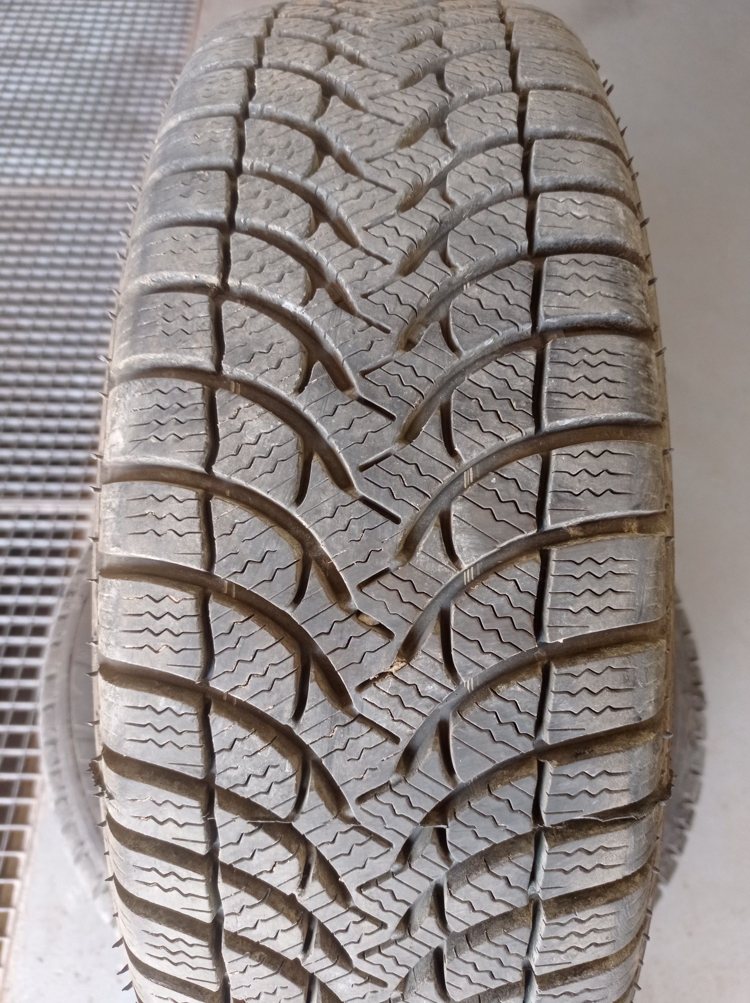 185/60R15 Targum Winter 4 bieznikowane  zima wz. Michelin 185/60/15