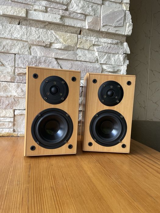 Акустика/колонки SVEN HP-530 ( фронт /тил)