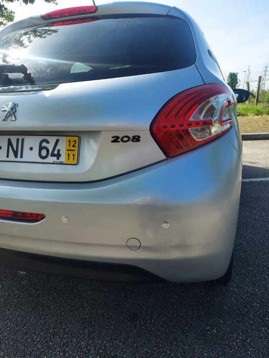 Peugeot 208 1.2 vti 136milkm