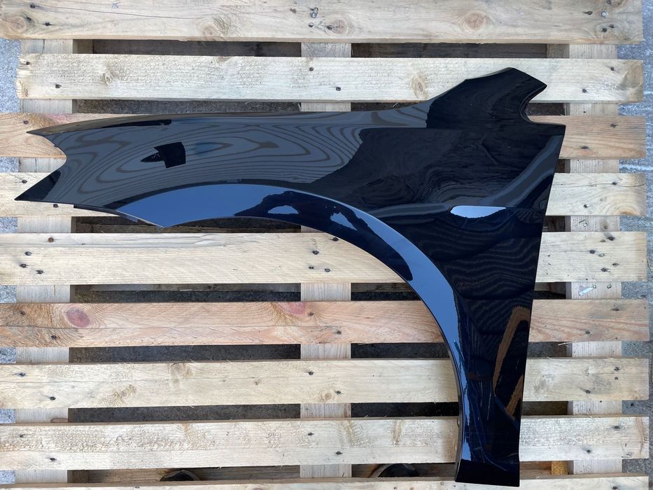 BŁOTNIK PRZÓD LEWY VOLKSWAGEN GOLF VII LIFT CZARNY