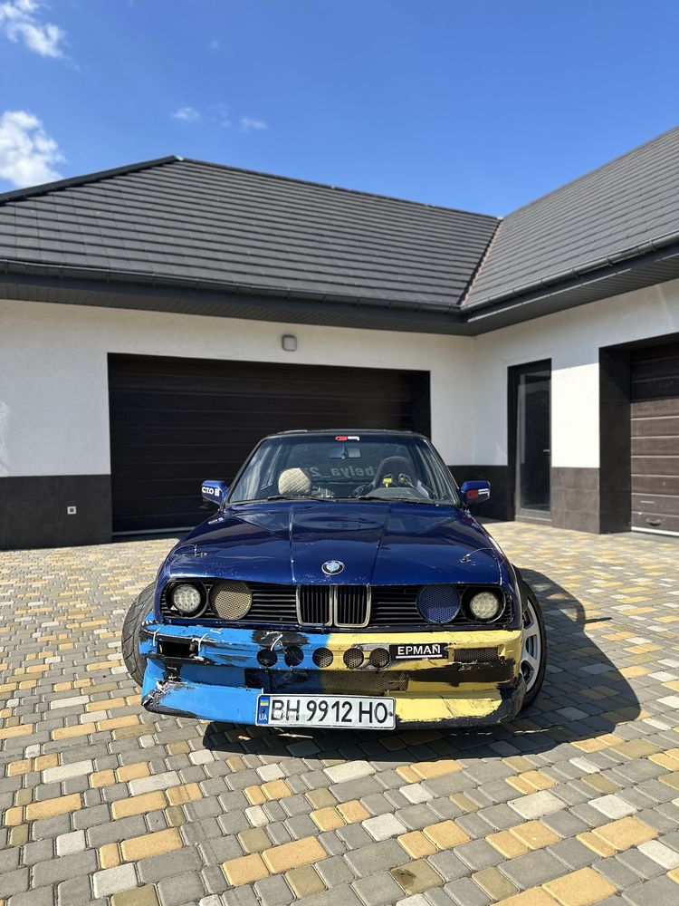 Продам BMW E30 на моторе М30Б35 для дрифта
