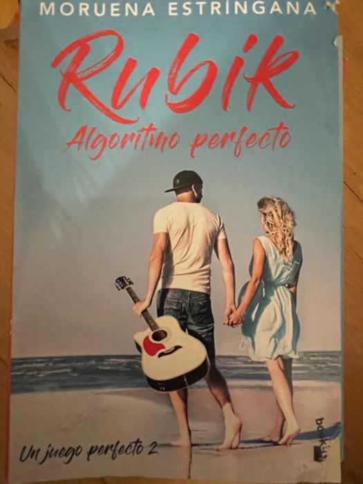 Livro bolso em 2 mao