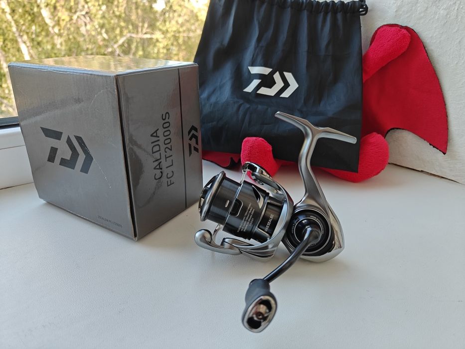 Катушка Daiwa 25 Caldia FC LT 2000S