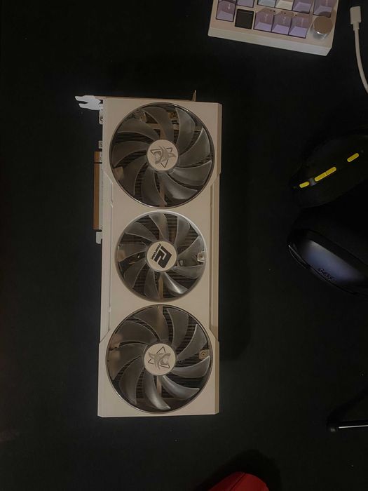 Ігрова відеокарта Amd Rx 6700xt 12gb gddr6 powercolor hellhound white