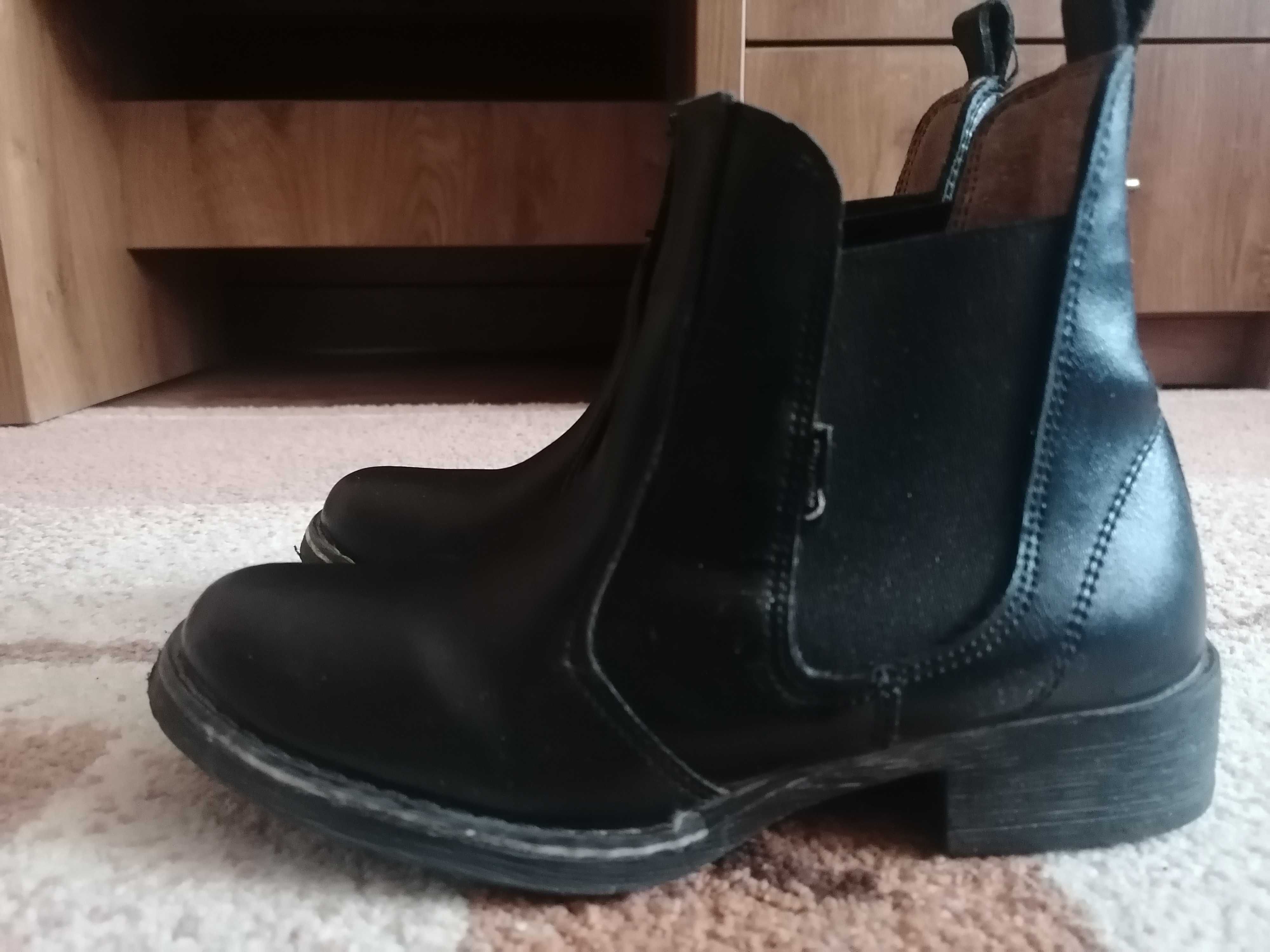 Buty jeździeckie sztyblety dziecięce Cavallino rozm. 31