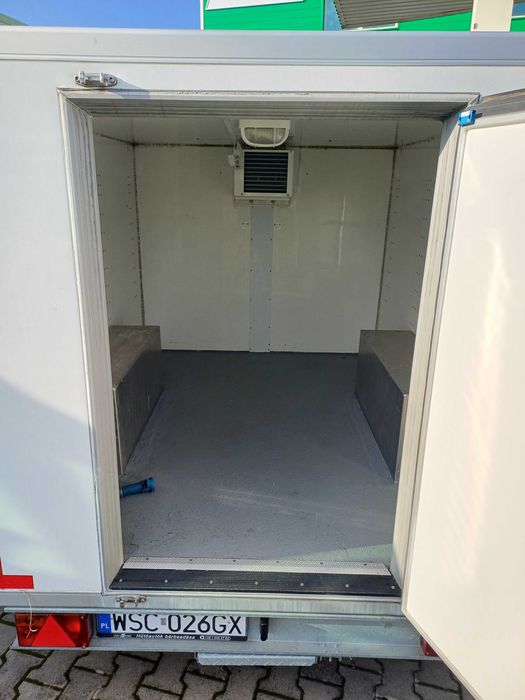 Profesjonalne przyczepki chłodnie 230V z serwisem 24/7 wynajem