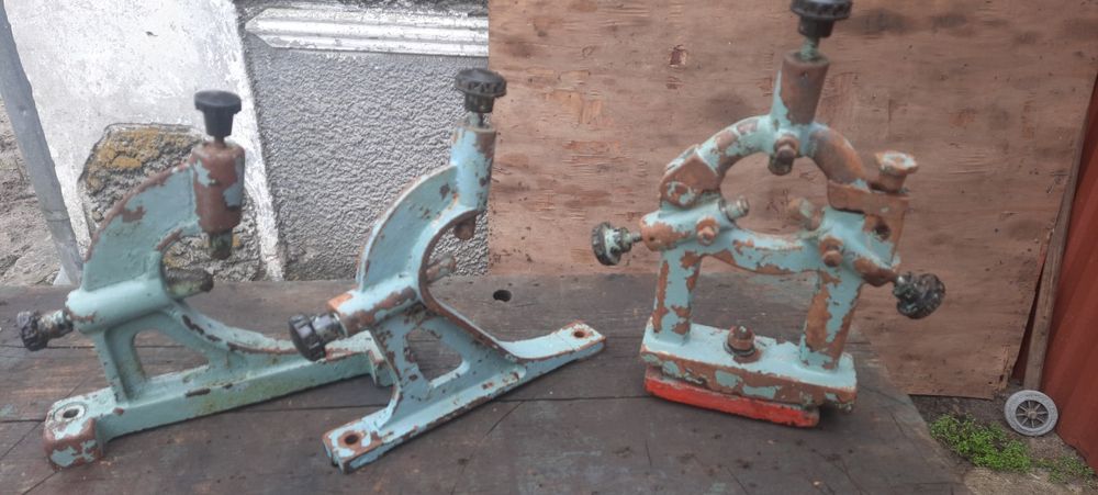 Люнети  на токарний станок. Та кулачки токарні до токарних патронів