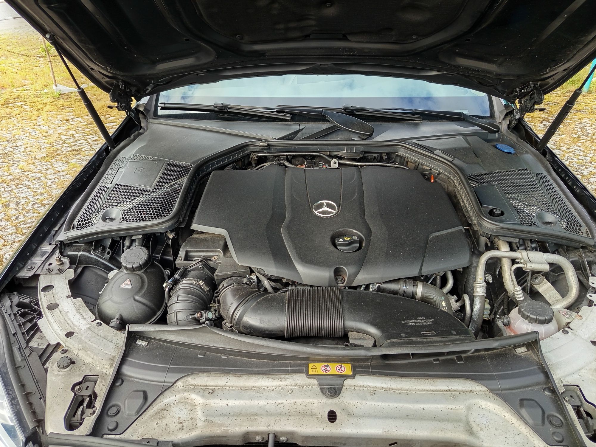 Vendo Mercedes C 220 - Negociável
