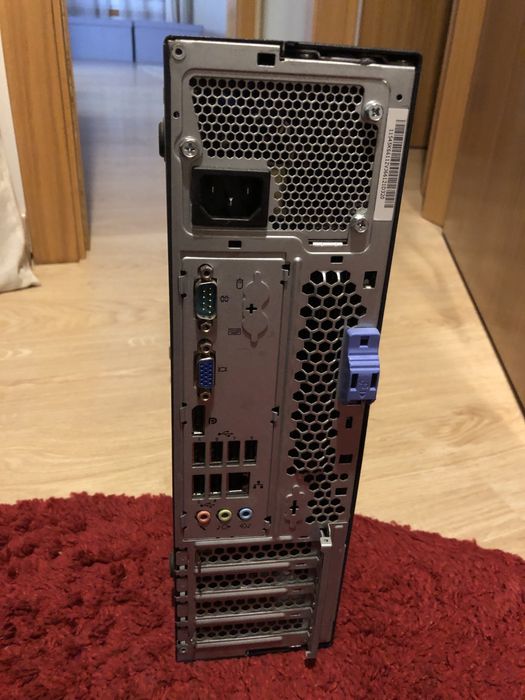 Computador torre SFF lenovo M81