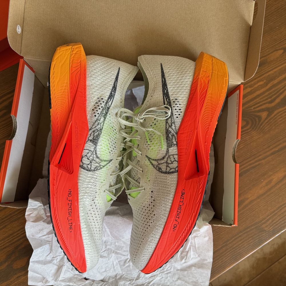Нові Кросівки Nike ZoomX Vaporfly Next% 3(47.5/48.5/49.5)
