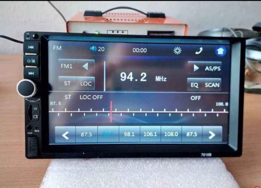 Radio samochodowe 2 DIN duży ekran, kamera, pilot