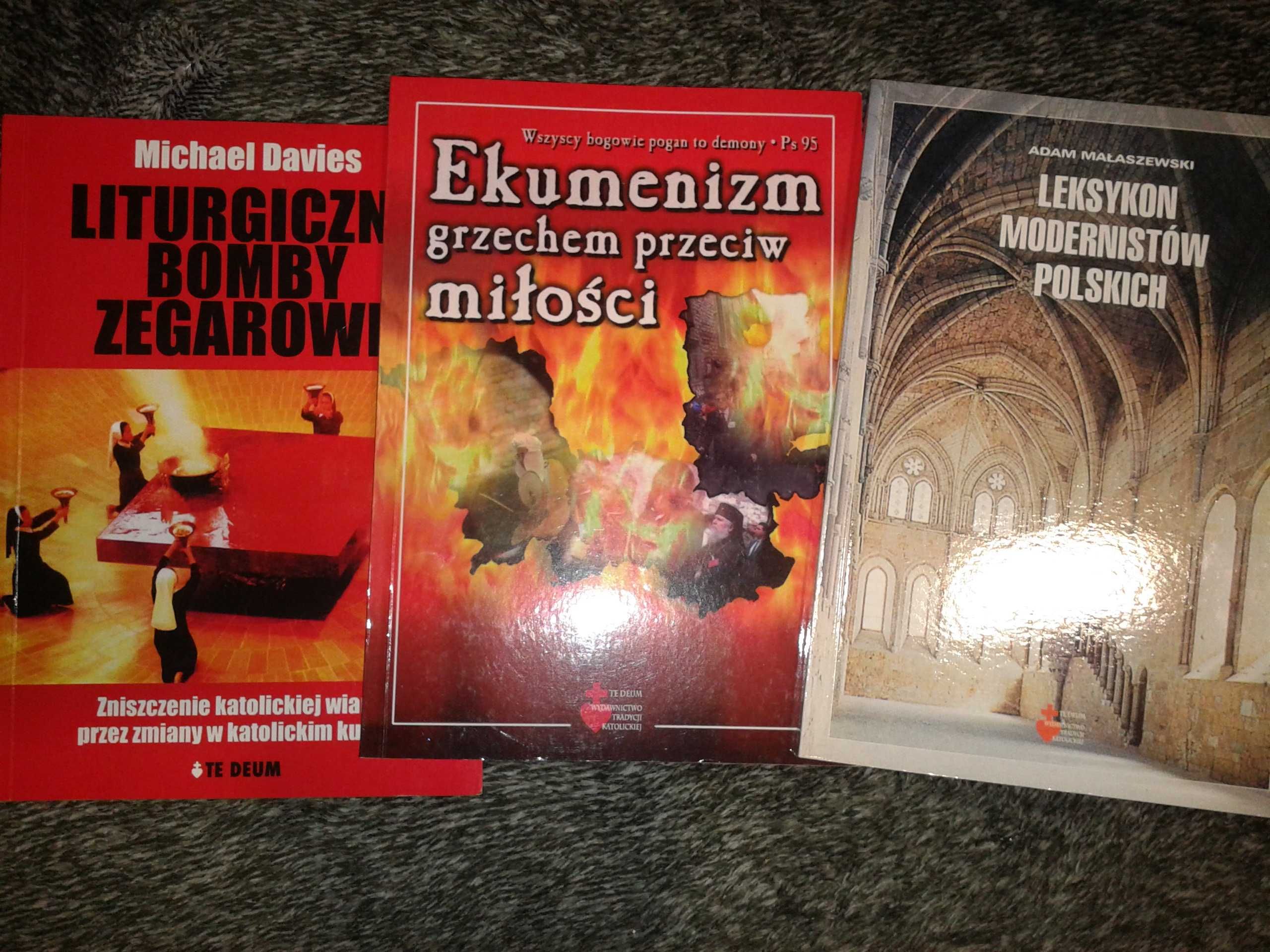 Zestaw religijny - ANTYMODERNISTYCZNY - 45 zł