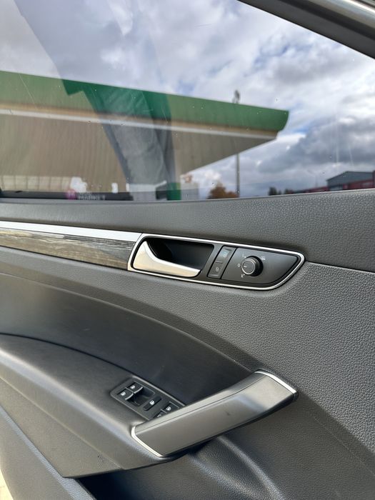 Volkswagen Passat B8 SE 2015 poky • 1.8 TSI • Автомат