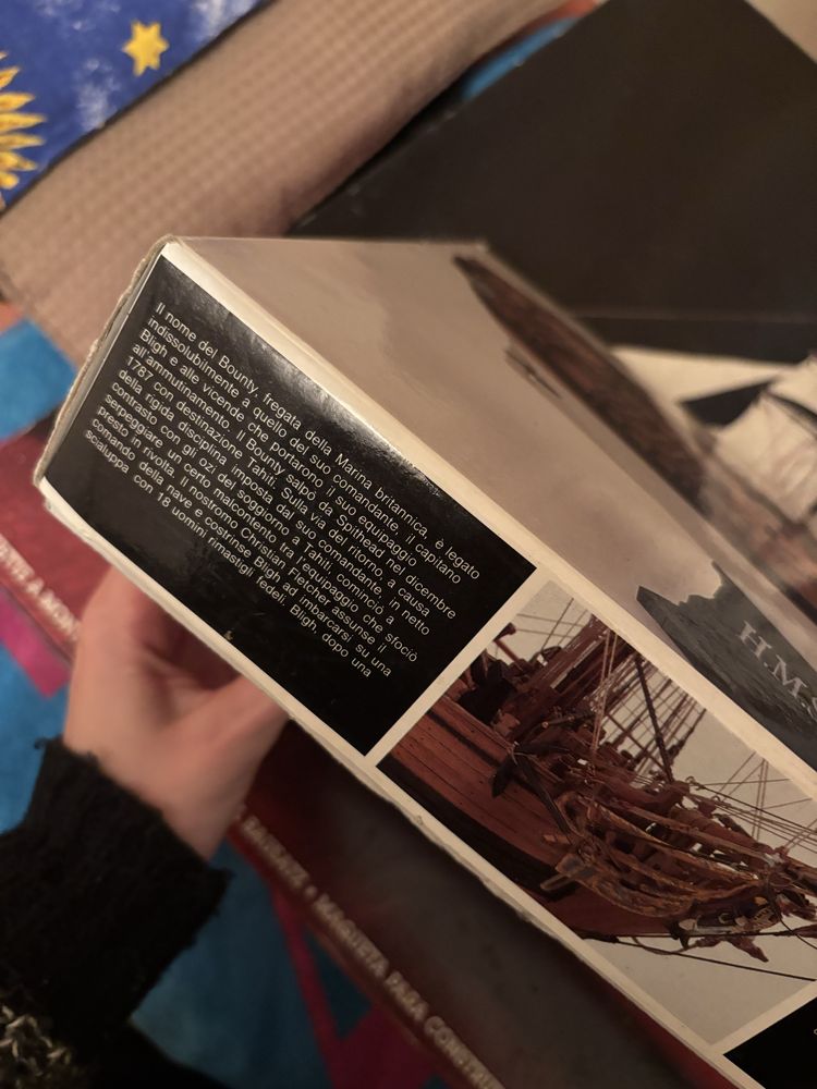 Drewniany model statku H.M.S Bounty