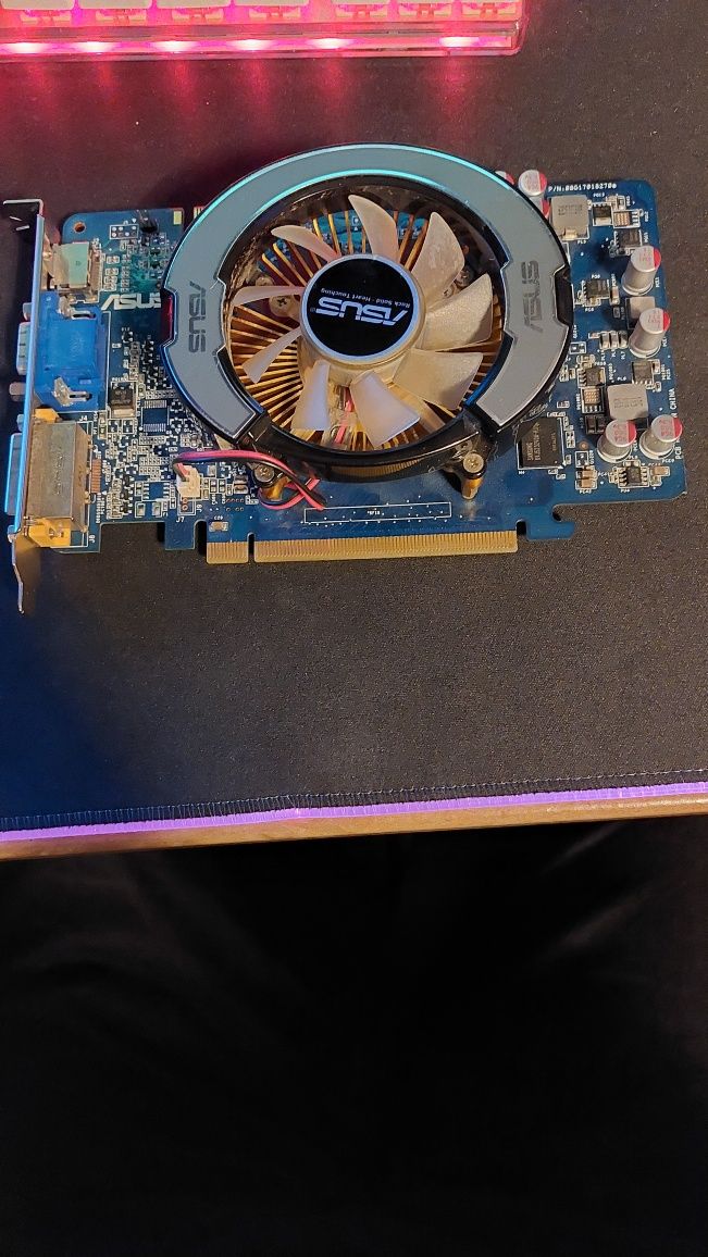 Karta graficzna  asus gt9500