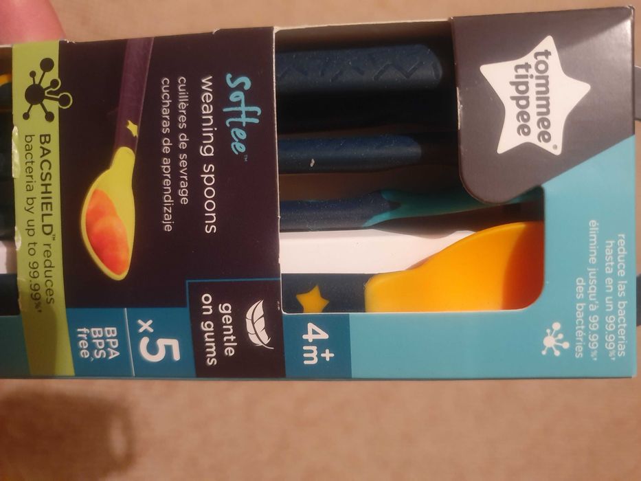 Łyżeczki 4M+ 5 sztuk Tommee Tippee rajstopy skarpetki maskotka NOWE