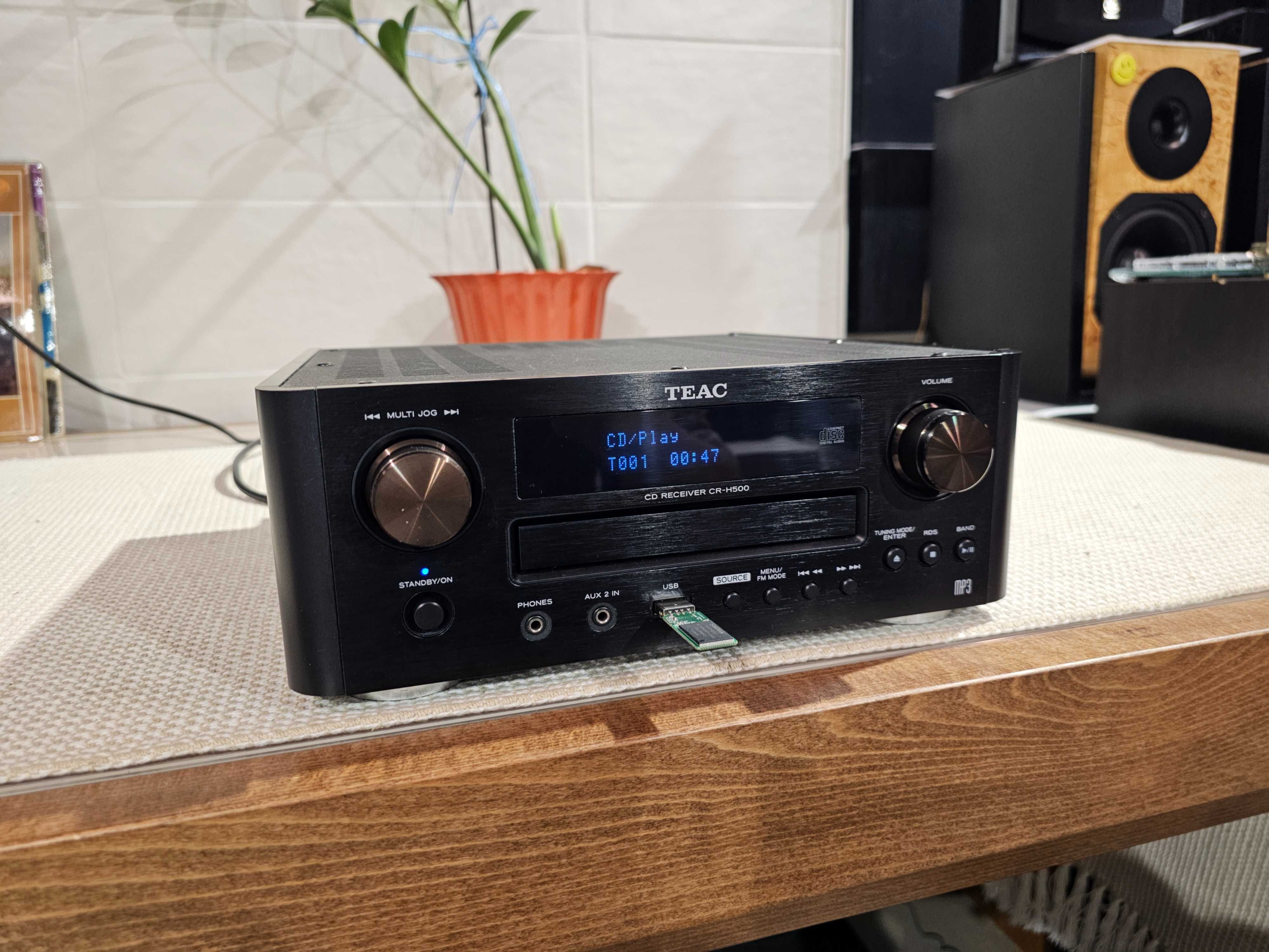Ресивер Teac CR-H500-B USB 2 х 40 Вт MP3, WMA, CD-R, CD-RW, CD