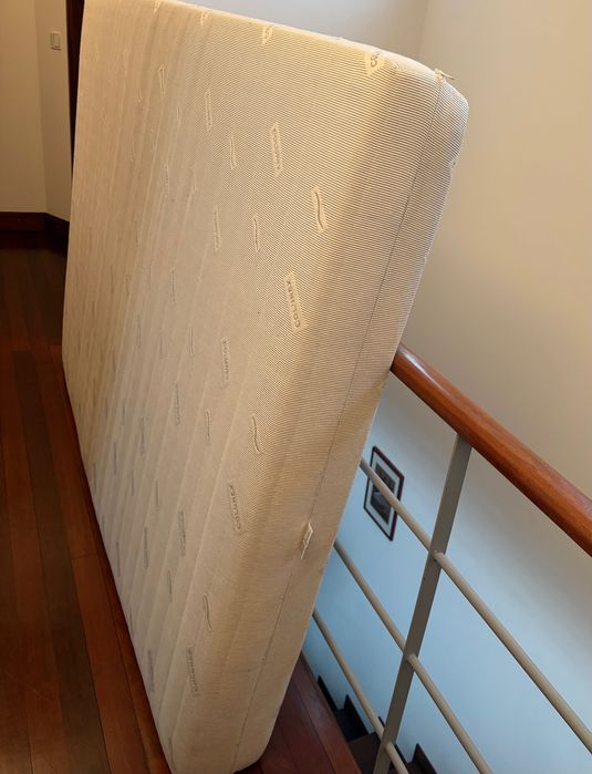 Colchão colunex em muito bom estado