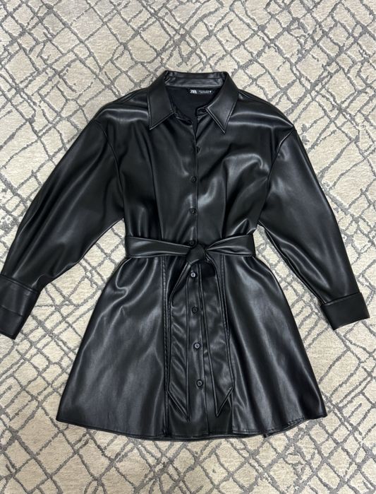 Сукня Zara з єкошкіри , розмір М