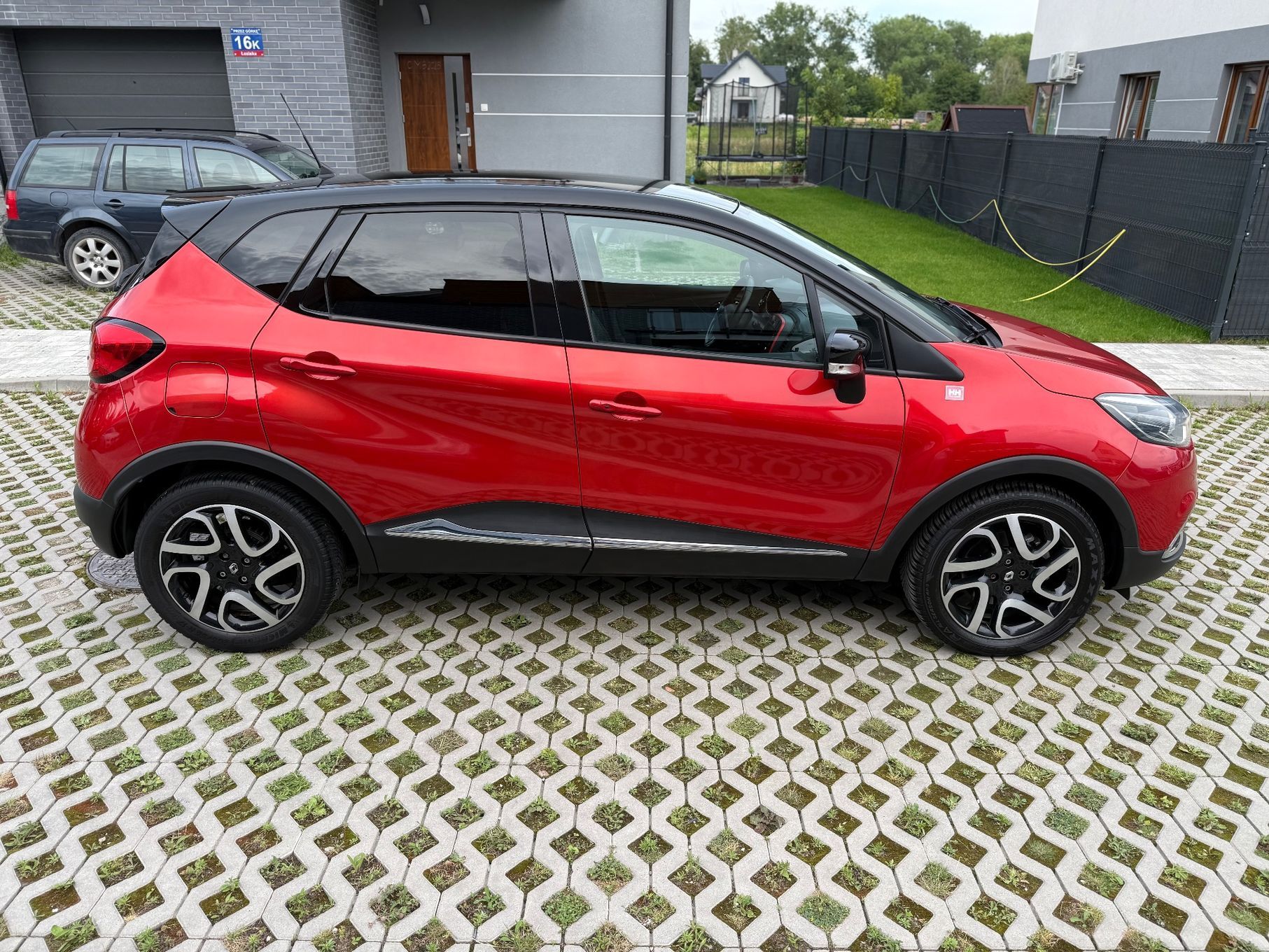 Renault Captur Super stan, wersja helly hansen