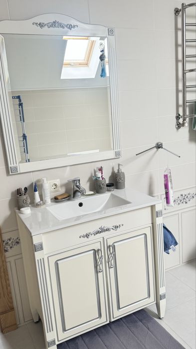 Продаж будинку з ремонтом на околиці міста