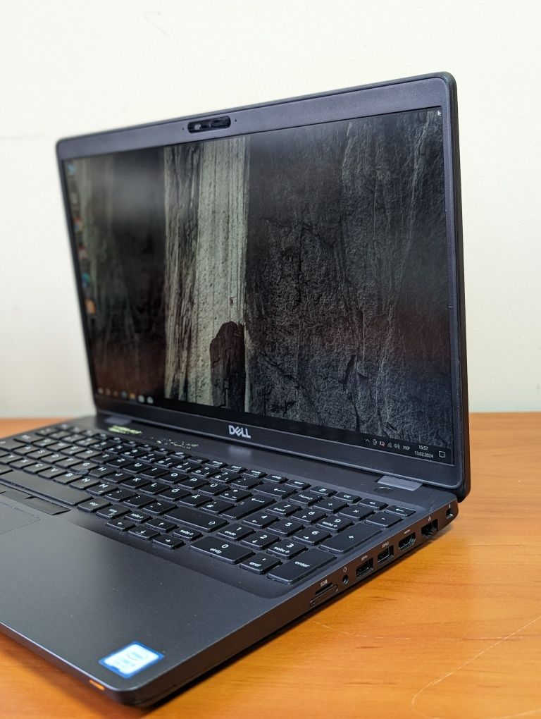 Ноутбук DELL Latitude 5500/15.6/FullHD/I5-8/8/256/гарантія 9міс.