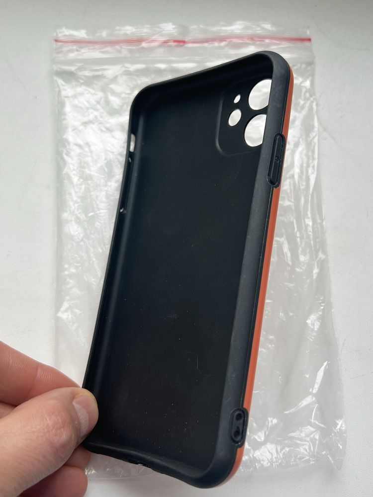 Чехол iPhone 11