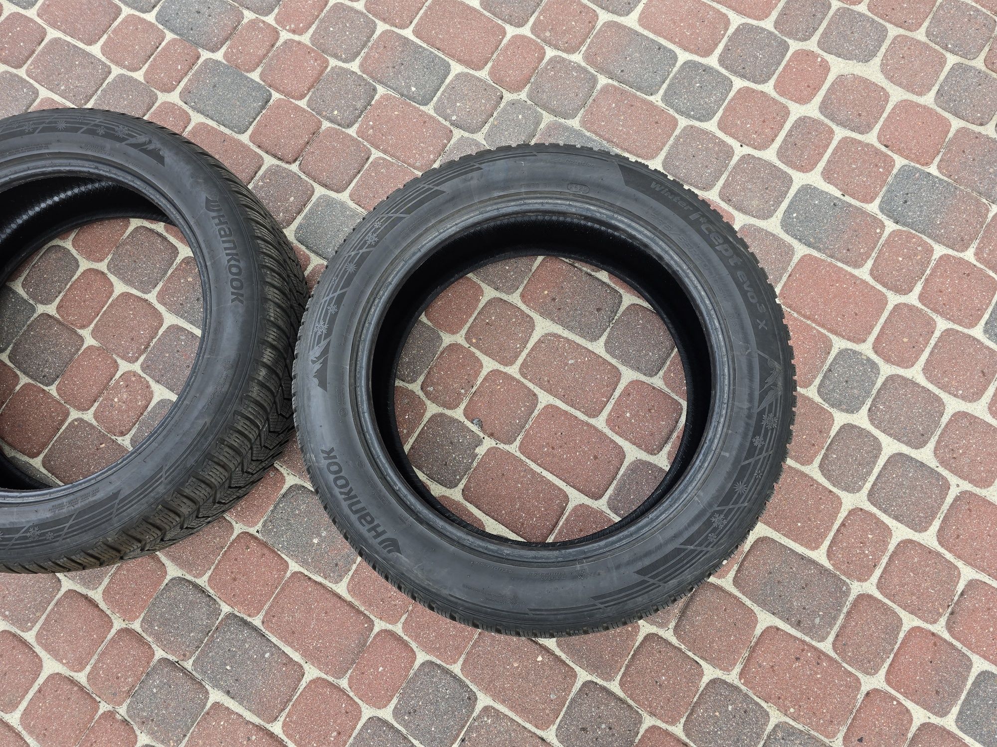 Hankook Winter i*cept Evo3 x 235/55 R20