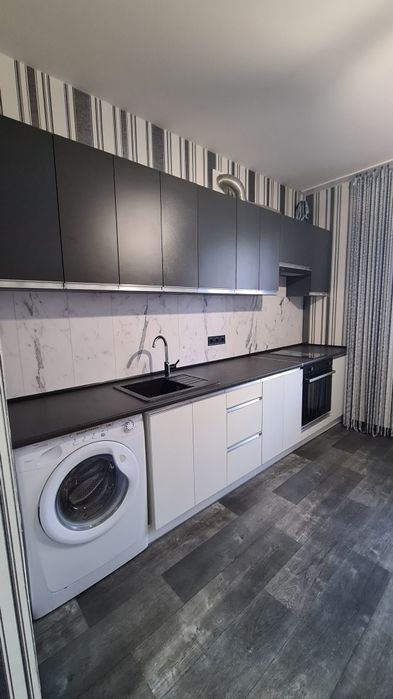 1к урлівська ахматової григоренко позняки рівермол