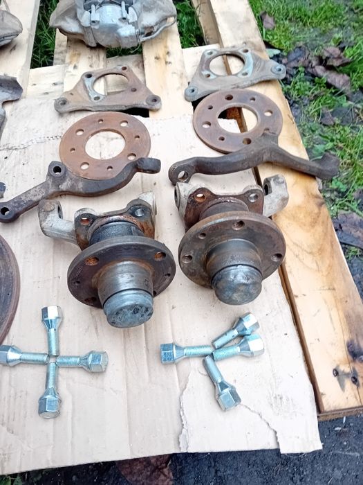 Продам ступіци ваз класіка можна взборі можна окремо  є москвічовські