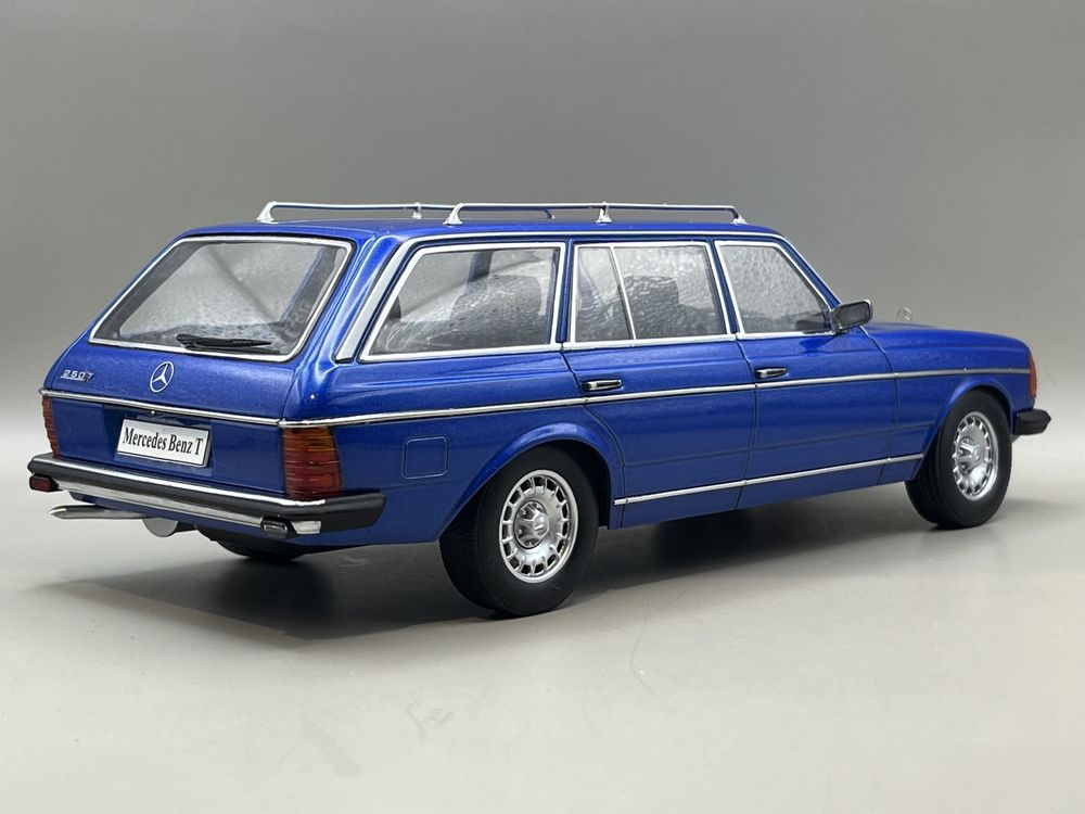 Model 1:18 Mercedes-Benz S123 250T