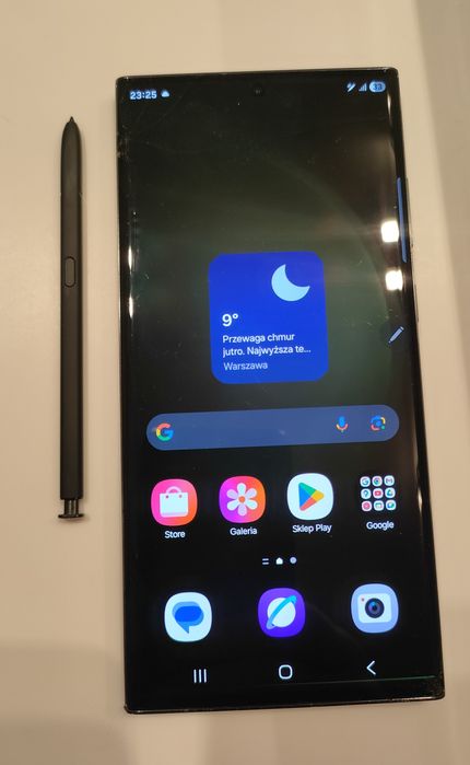 Samsung Galaxy S23 Ultra 256/8 GB sprawny, delikatna kreska na ekranie