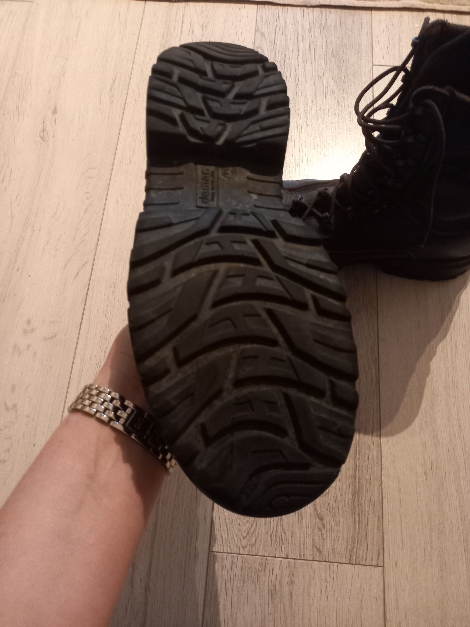 Sprzedam buty męskie (kupione do szkoły wojskowej jako mundur) rozmiar