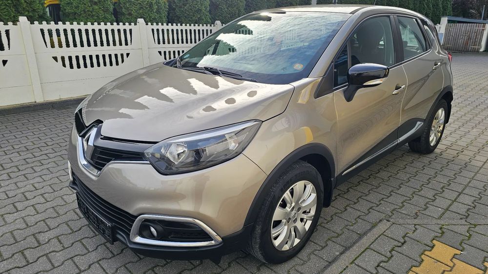 Renault Captur Renault Captur 1461 D Led Tablet Navi Alu 2016 Grzane fotele Wzór!!!