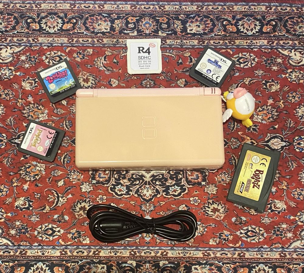 Nintendo DS lite z R4
