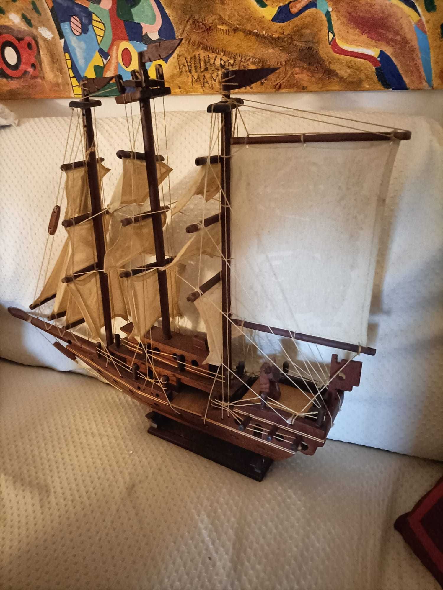 Caravela replica grande de madeira 78cm *68 cm preço reduzido