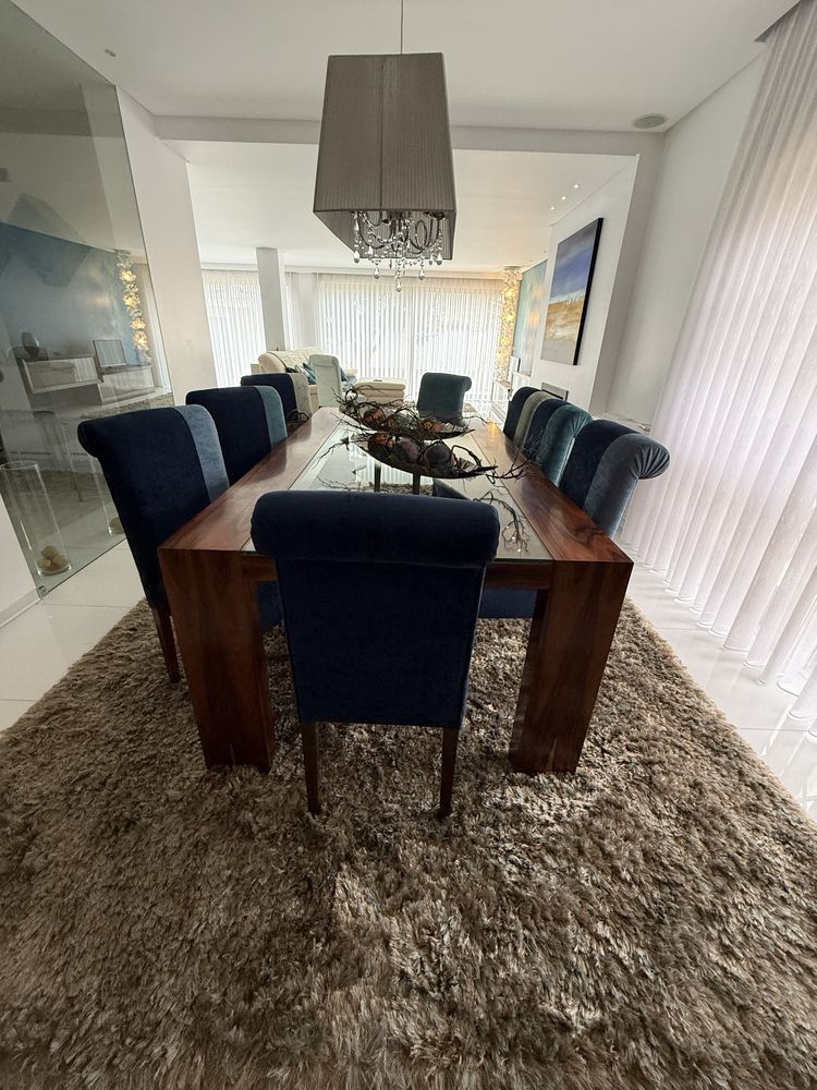 Mesa de sala de jantar