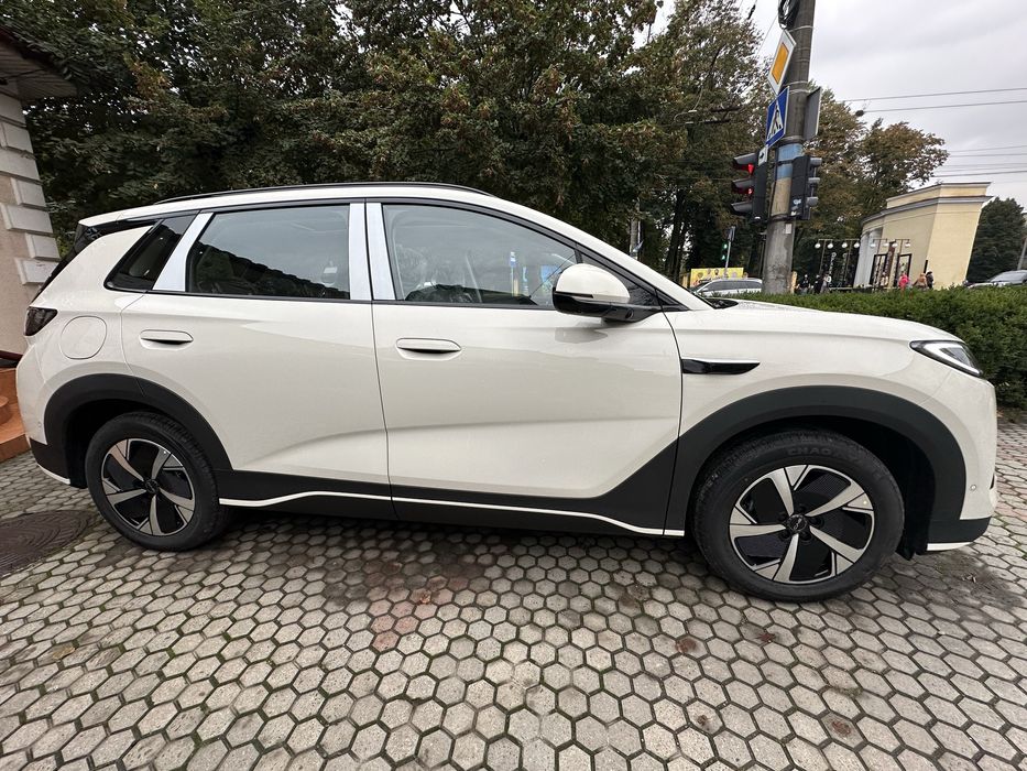 BYD Sea Lion 05 EV 61kWt - новий електромобіль, нова модель 2026
