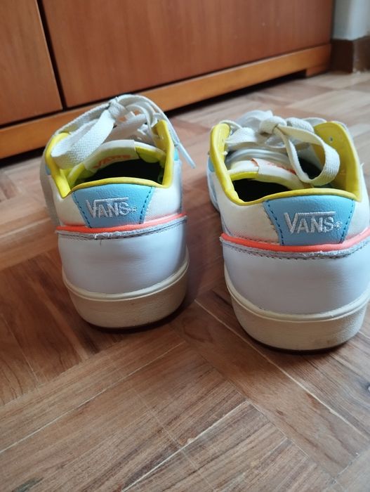 Vans collection muito bom