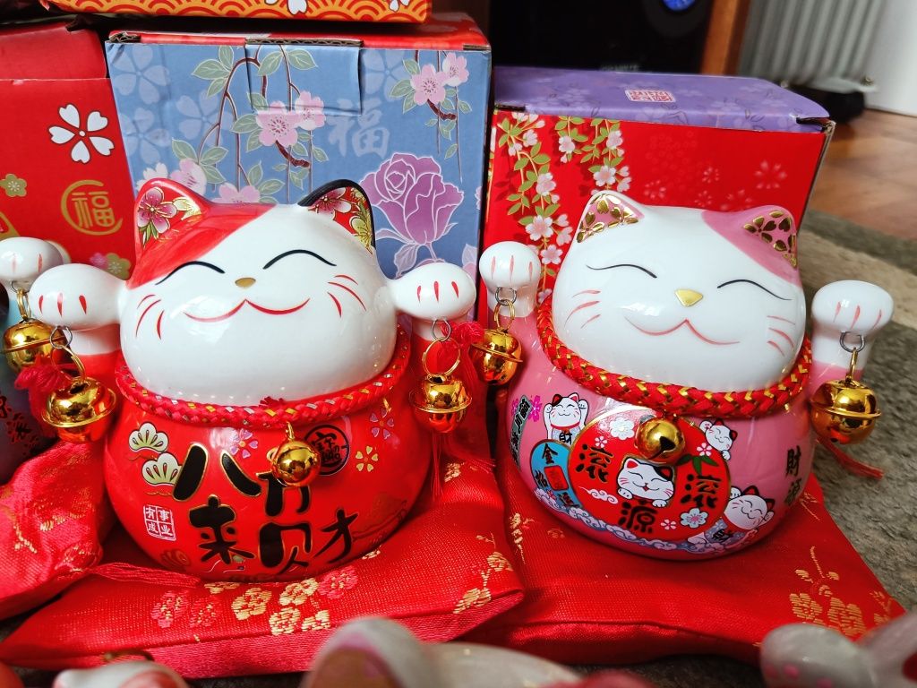Японские фарфоровые сувениры Манеки неко счастливый котик