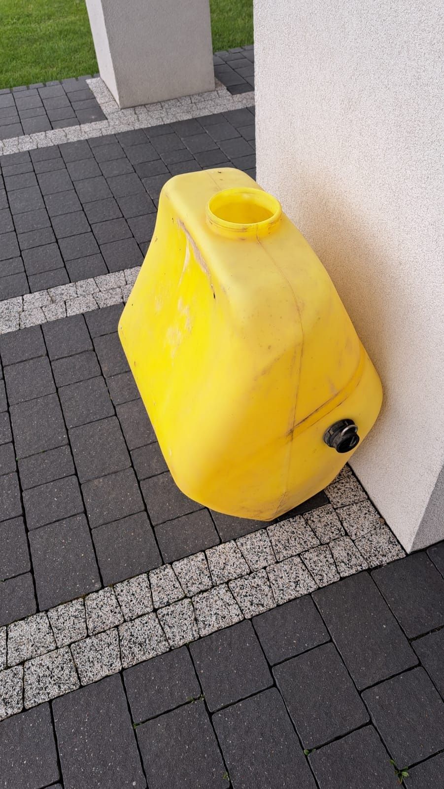 Zbiornik opryskiwacz Hardi na czystą wodę
