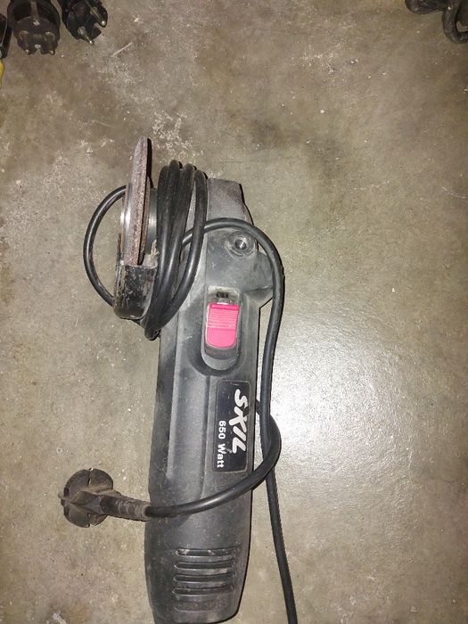 Lote de Serras Circulares e Rebarbadoras Amoladoras - Bosch, Desde 15